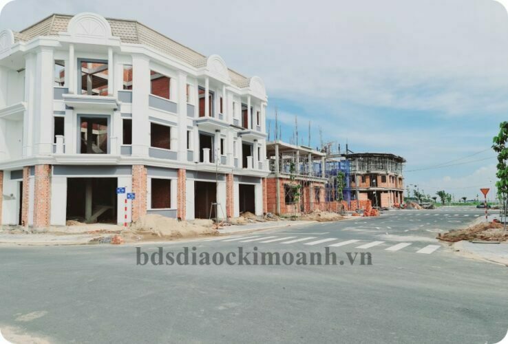 kim oanh group to chuc ban giao hoa the ky tri an khach hang century city 1