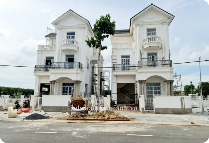 century center phan khu dat gia nhat tai century city 3