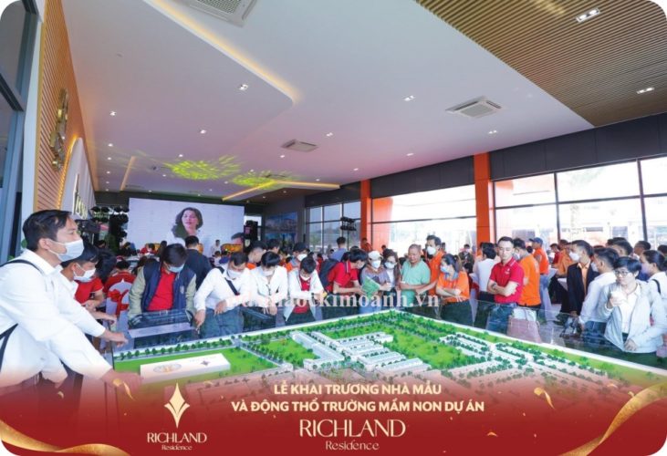 dat nen giao dich gap 4 lan can ho richland residence ra mat dung luc 1