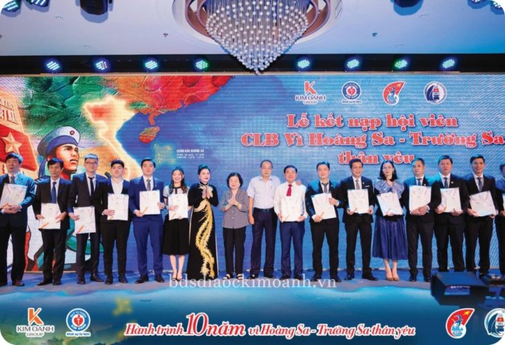 kim oanh group huong ve bien dao to quoc 2 1