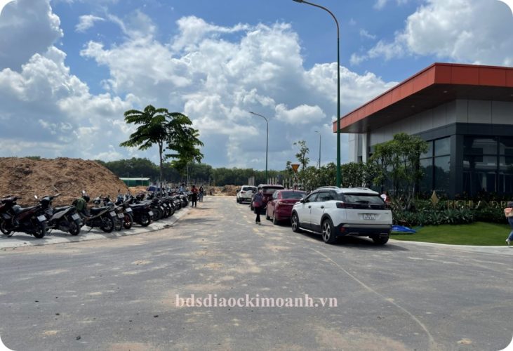 richland residence buc tranh soi dong tai bds ben cat 1