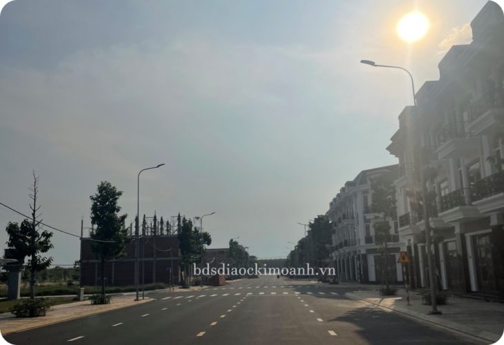 century city huong loi nho san bay quoc te long thanh 4